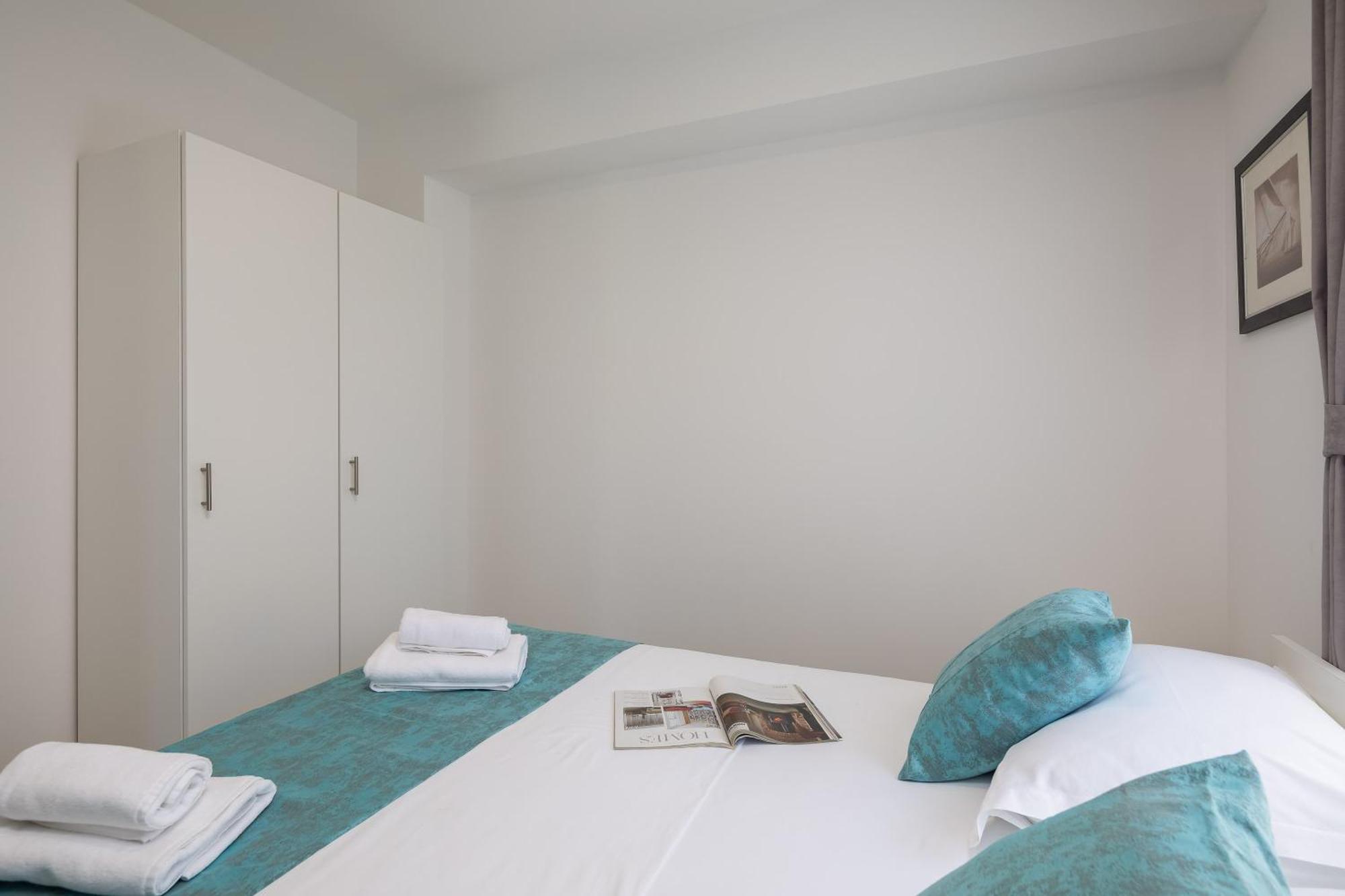 Beachfront Apartments Providenca With Free Parking Makarska Cameră foto