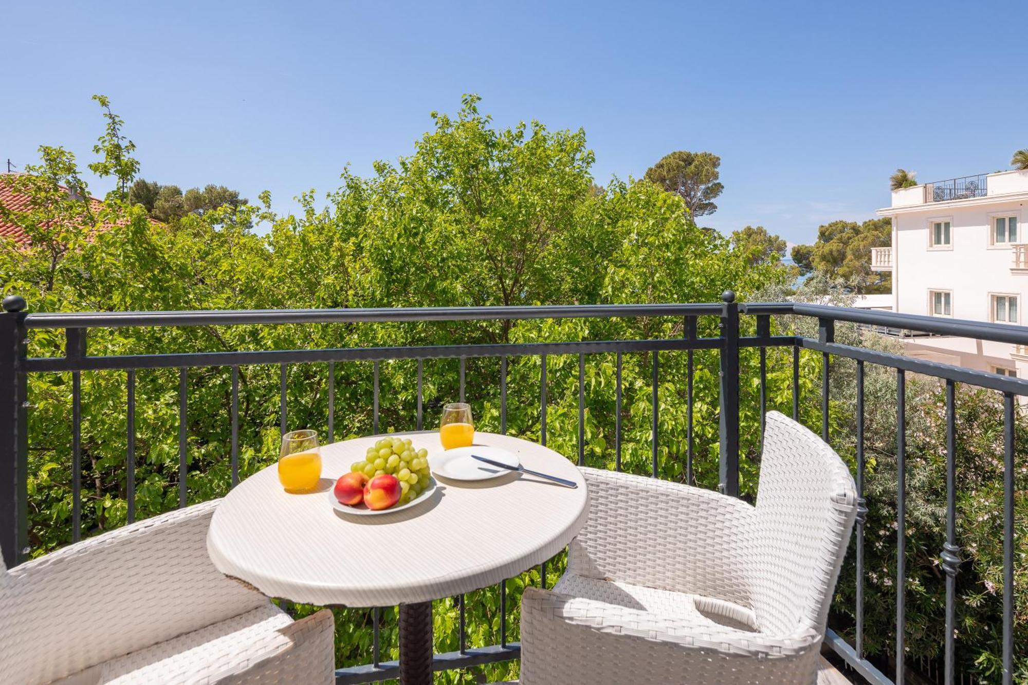 Beachfront Apartments Providenca With Free Parking Makarska Cameră foto