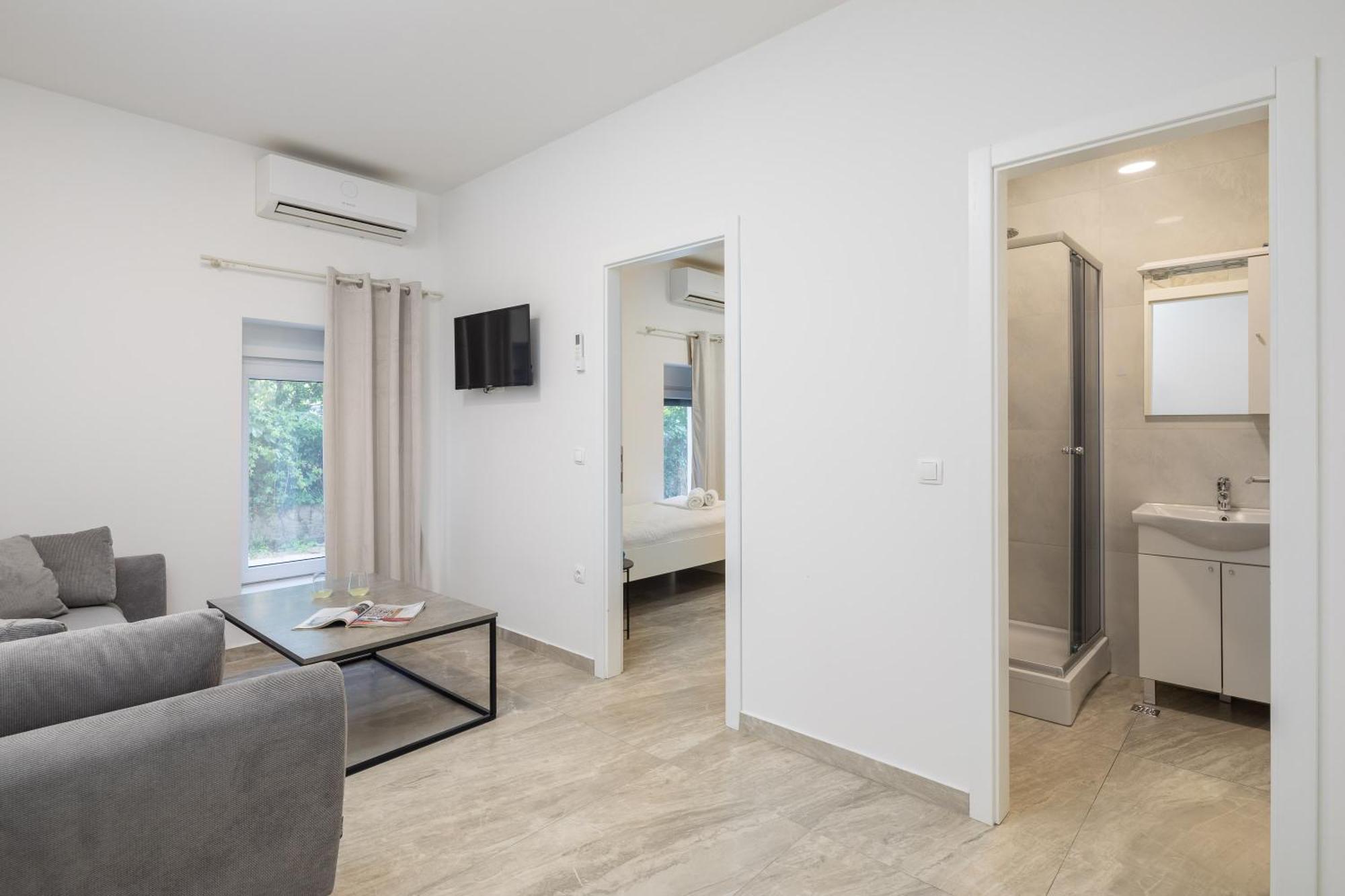 Beachfront Apartments Providenca With Free Parking Makarska Cameră foto