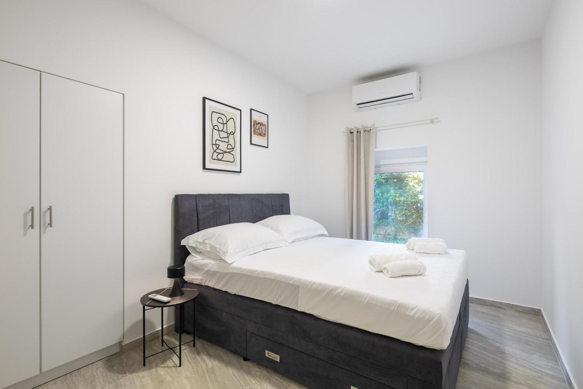 Beachfront Apartments Providenca With Free Parking Makarska Cameră foto